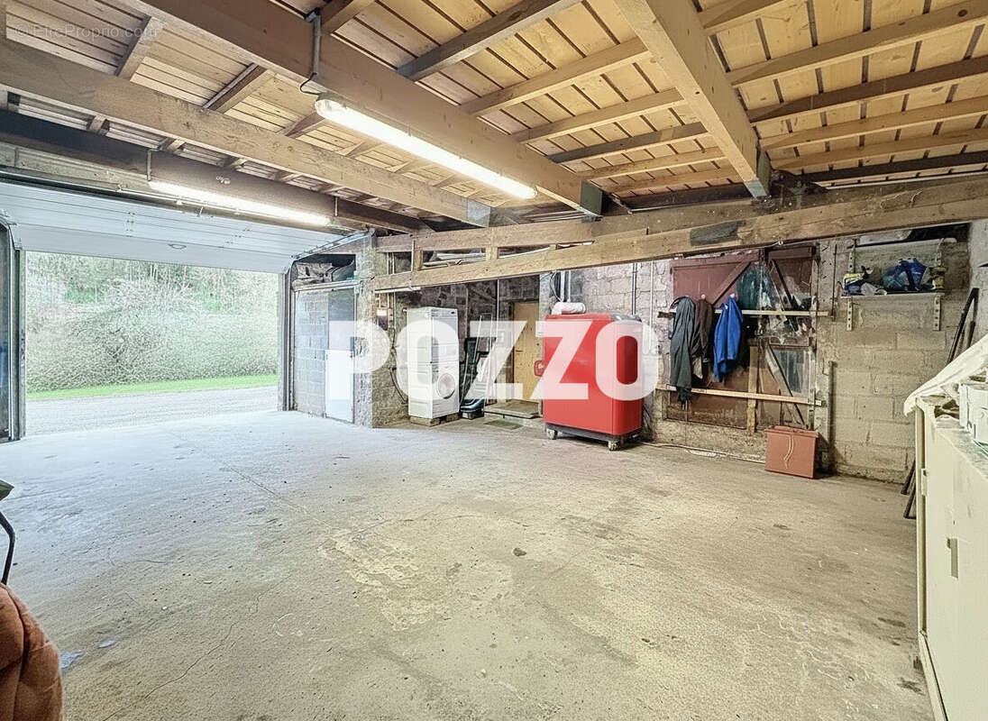 A VENDRE Maison de charme à Condé-Sur-Vire ! - photo 12