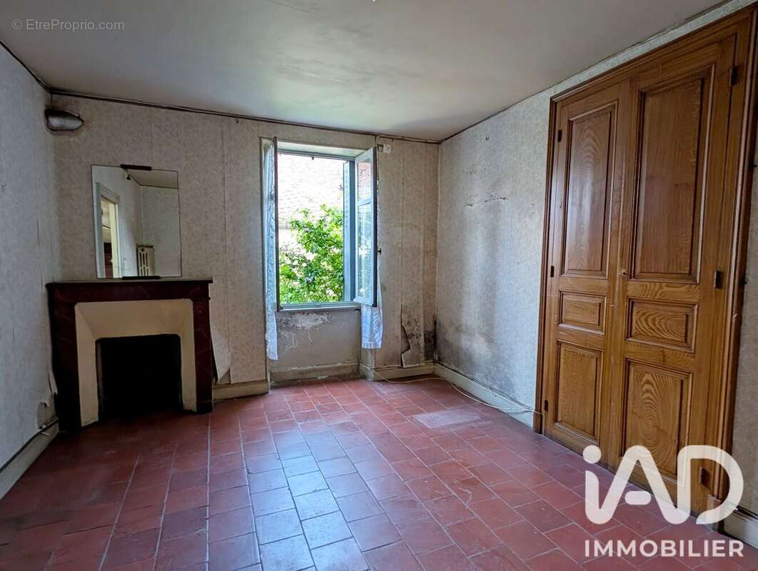 Maison 112 m² à Pouligny-Notre-Dame  - photo 5