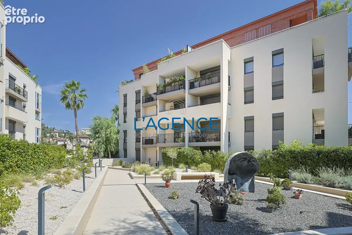Appartement 'toit terrasse ' dans une résidence de standing avec une terrasse de 66m2 et deux garages - photo 14