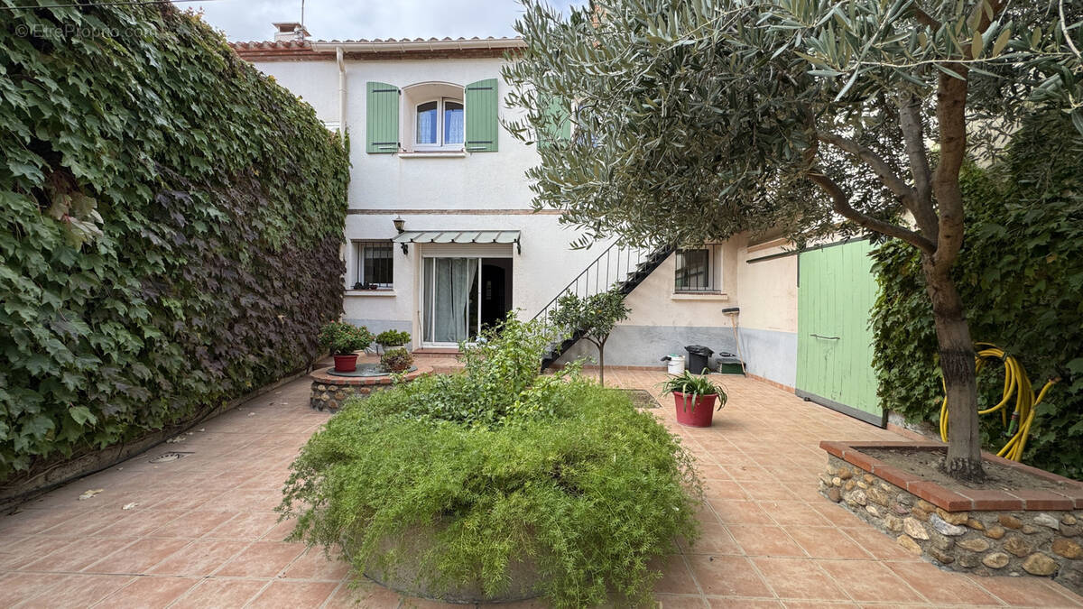 Maison à RIVESALTES