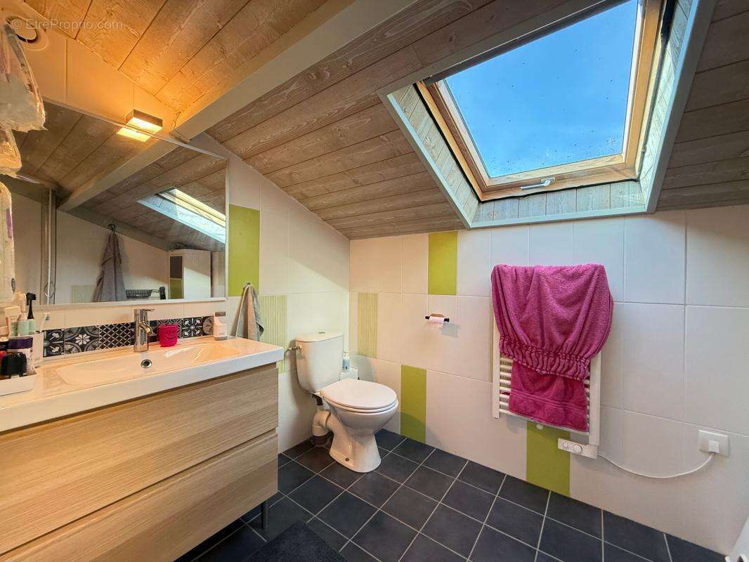 Maison à VAUX-SUR-MER