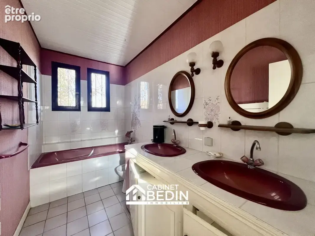 Maison 9 pièces 226 m² à vendre à Saint-Loubes (33450) - photo 6