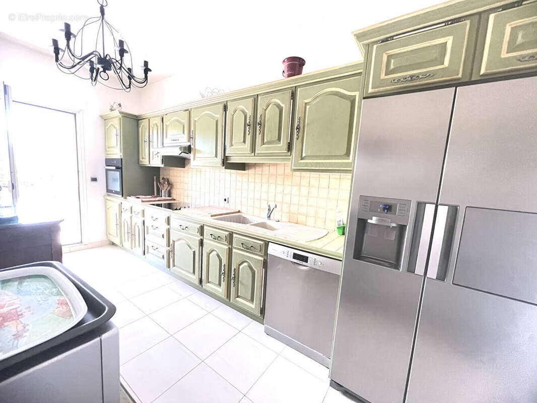 Appartement à SAINT-CYR-SUR-MER