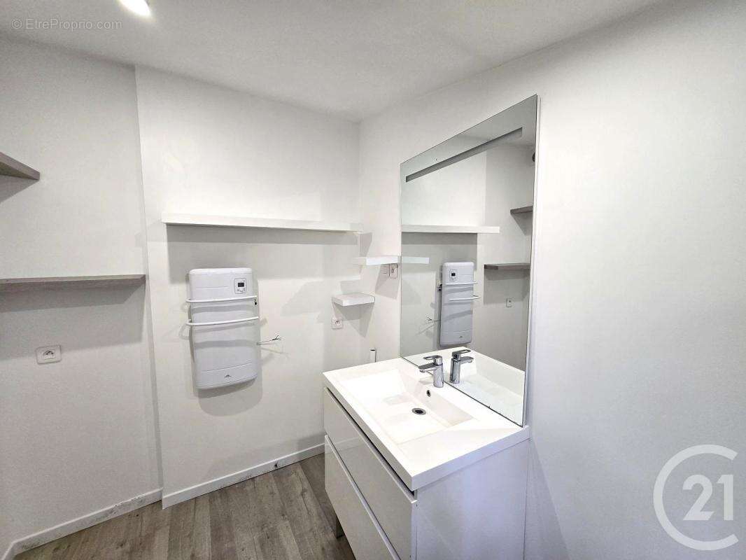 Maison à ESTREES-SAINT-DENIS