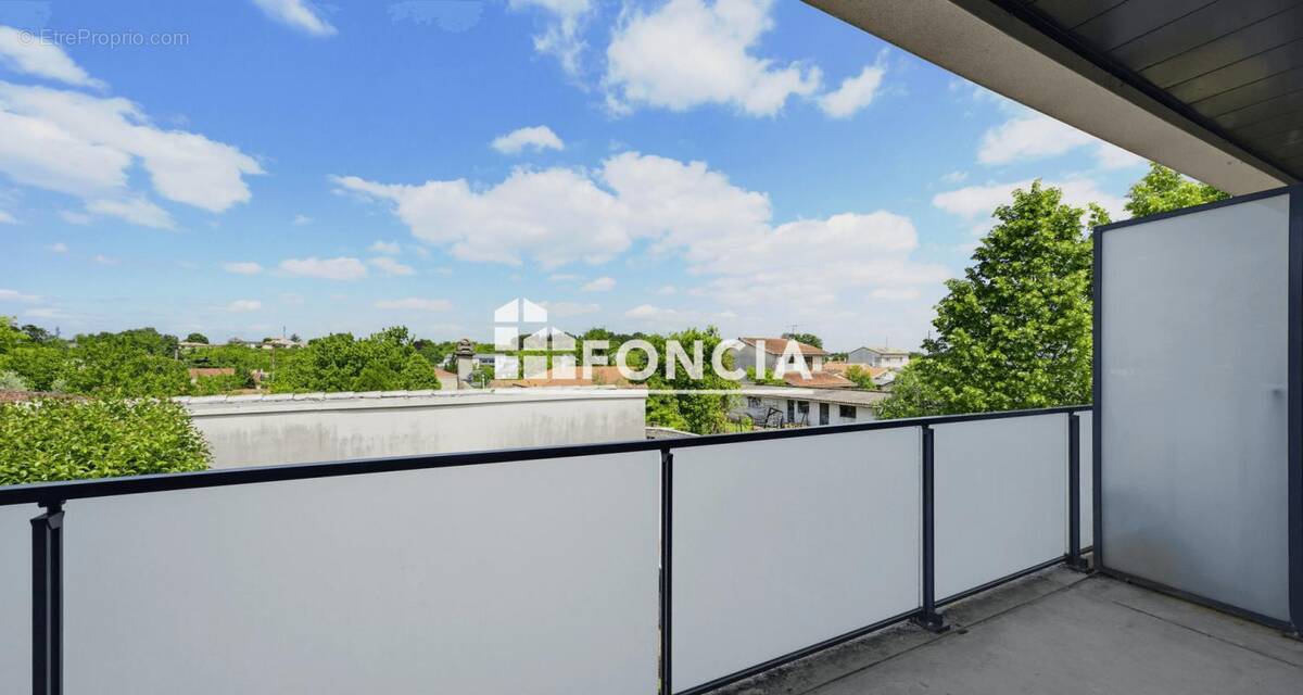 Appartement à BASSENS