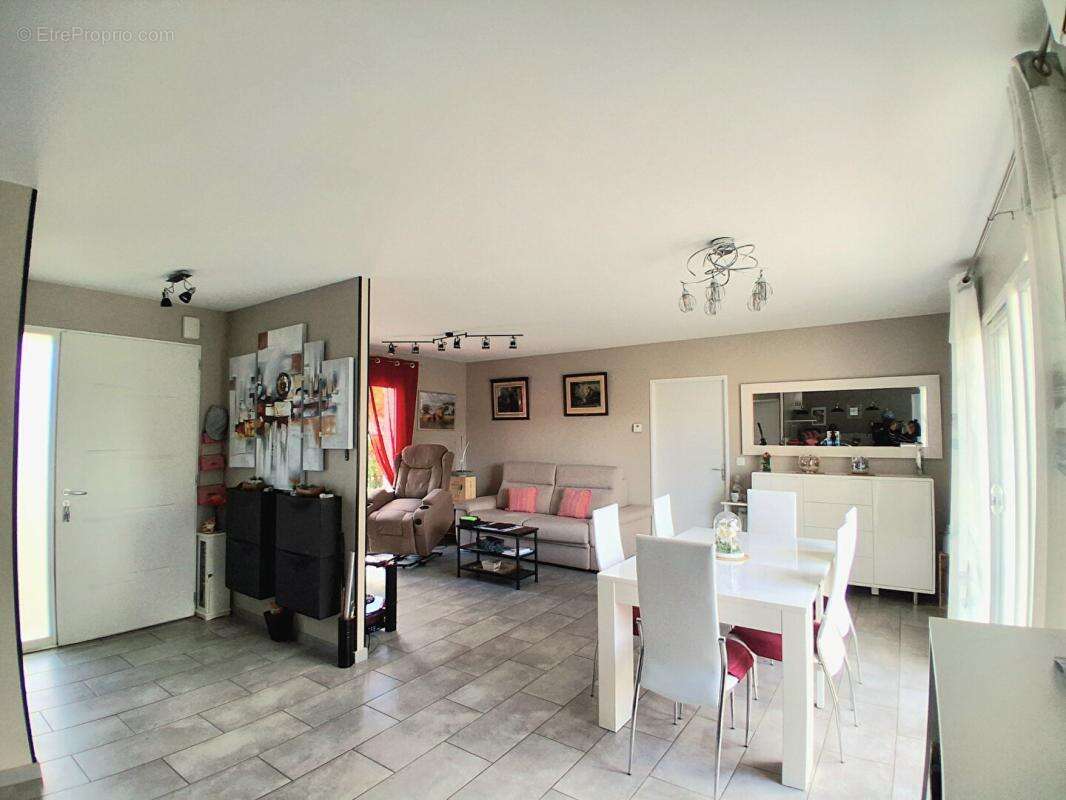 Maison à BELIN-BELIET