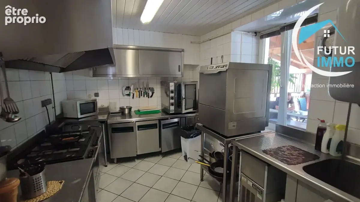 Ensemble immobilier Maison + 2 appartements + 1 Café - photo 10