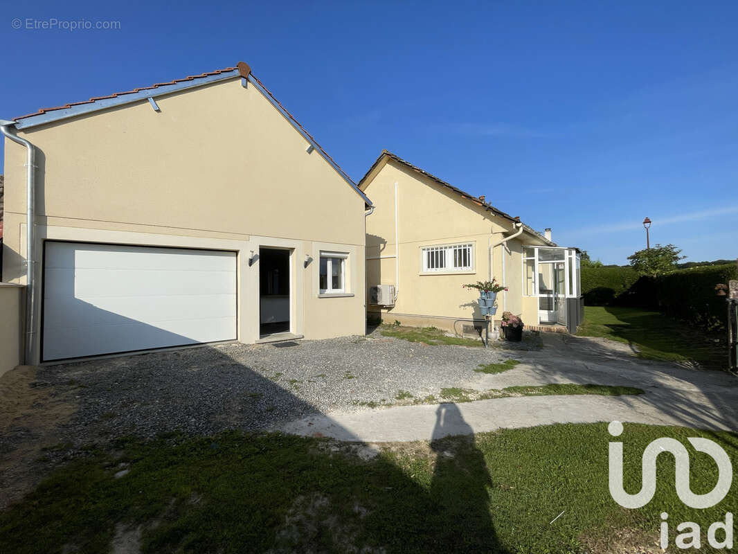 Photo 2 - Maison à BU