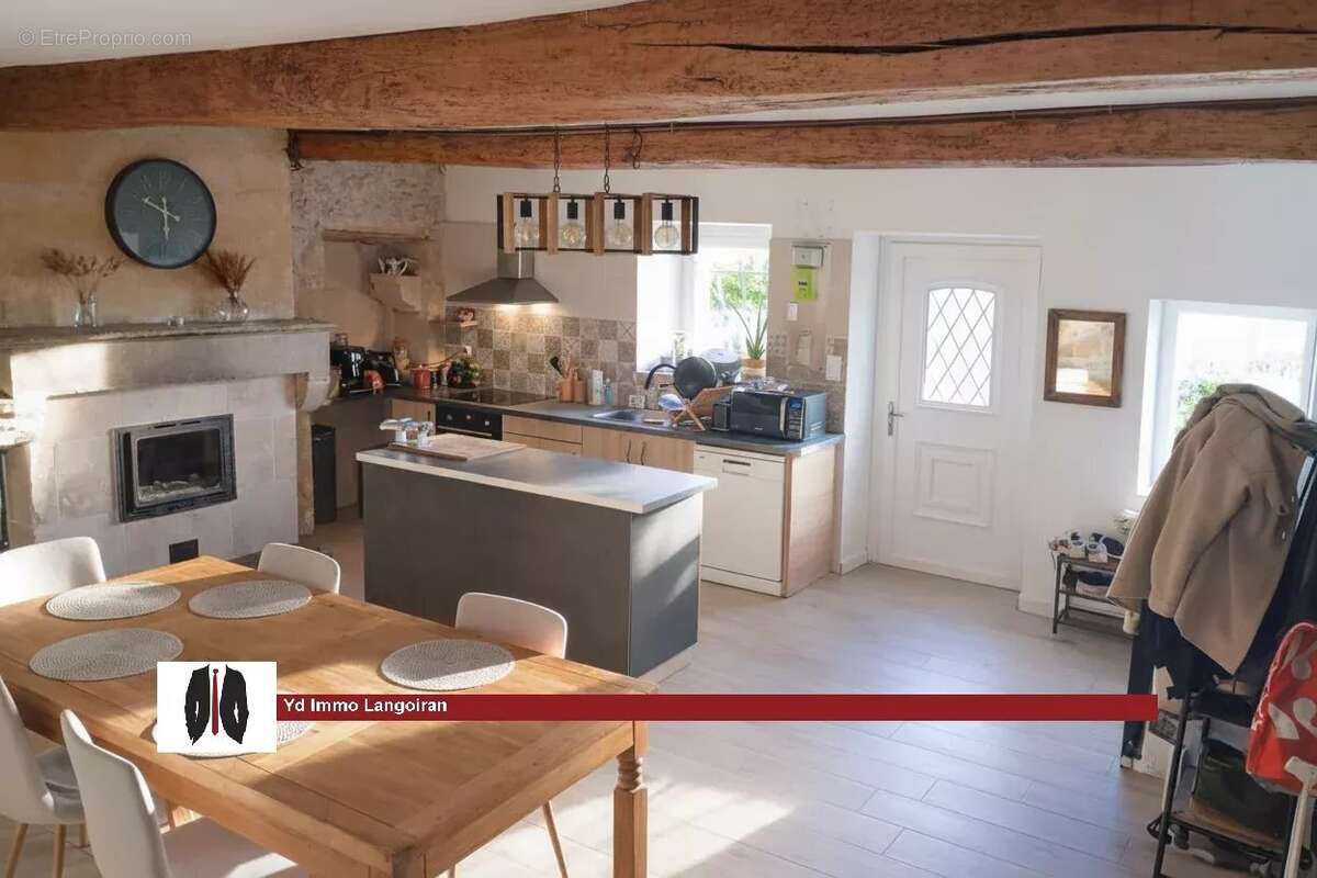 Maison à LANGOIRAN