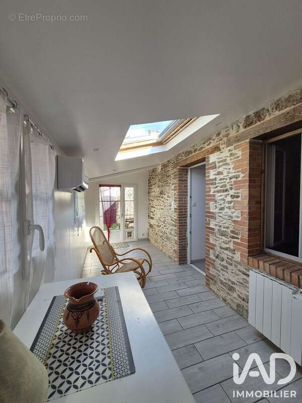 Maison 66 m² à Grosbreuil  - photo 8