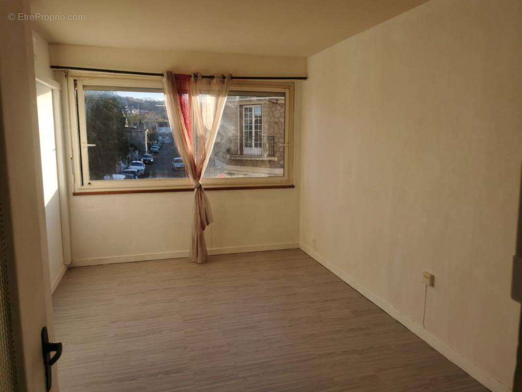 Appartement à BRIVE-LA-GAILLARDE