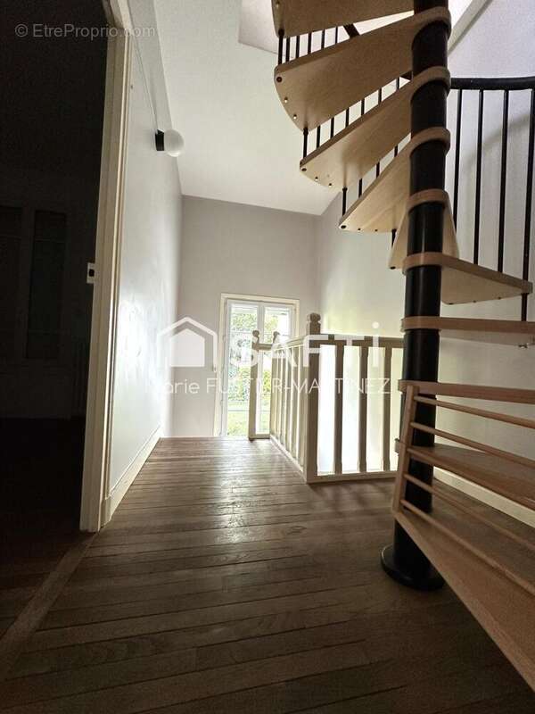 Photo 7 - Maison à RUEIL-MALMAISON
