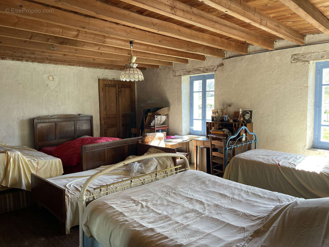 Maison à MARCILLAT-EN-COMBRAILLE