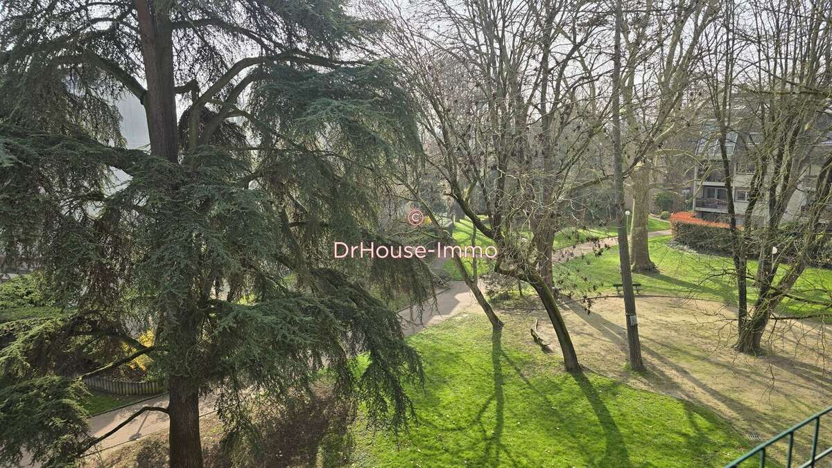 Appartement à SAINT-MAUR-DES-FOSSES