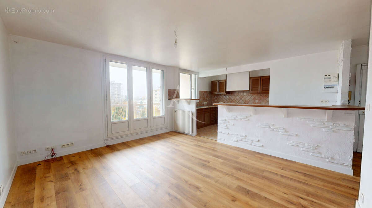 Appartement à CHILLY-MAZARIN