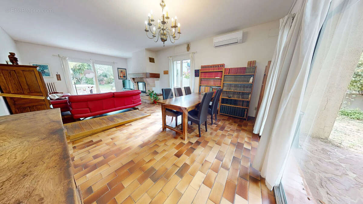 Maison Sète 5 pièces 150 m² - photo 10