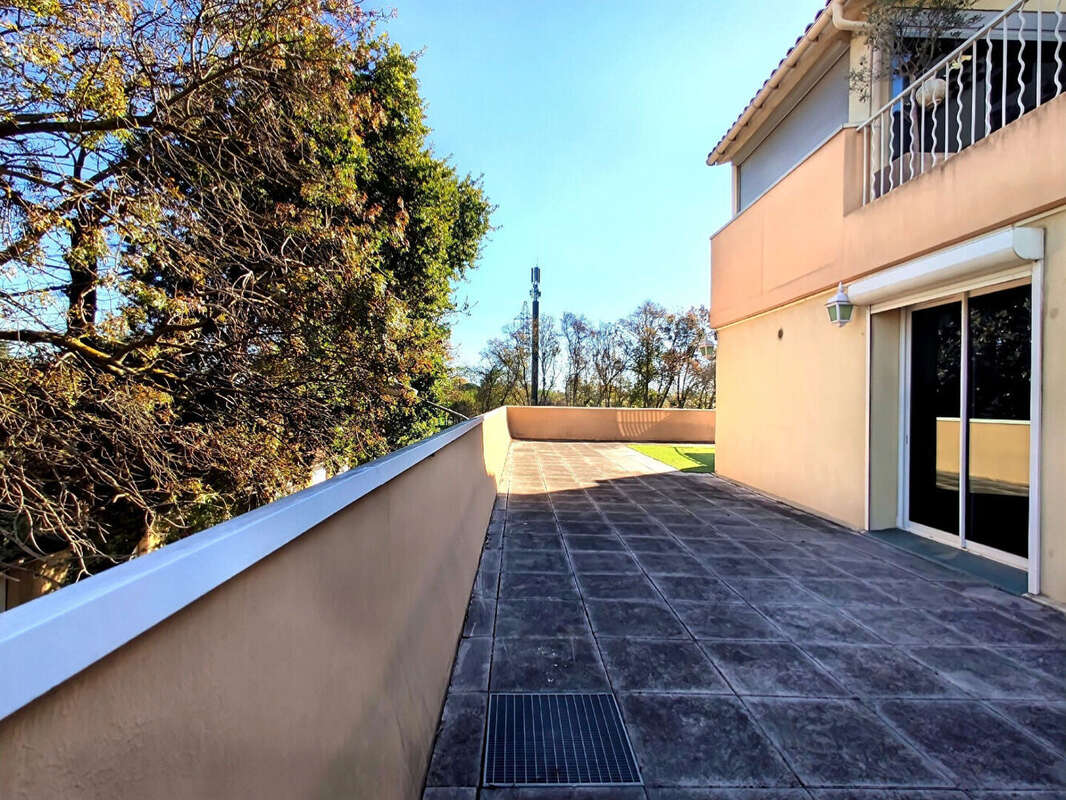 Appartement à LE PONTET