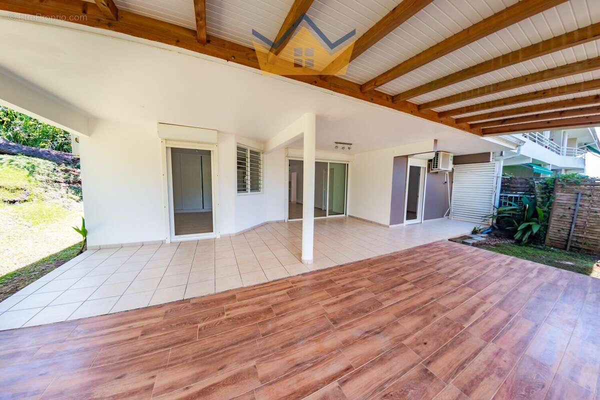 Maison à FORT-DE-FRANCE