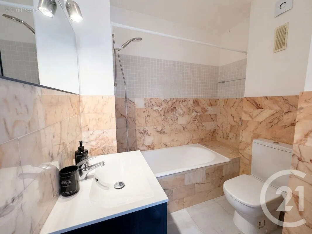 Appartement 25 m² à Saint-Maur-Des-Fosses  - photo 6