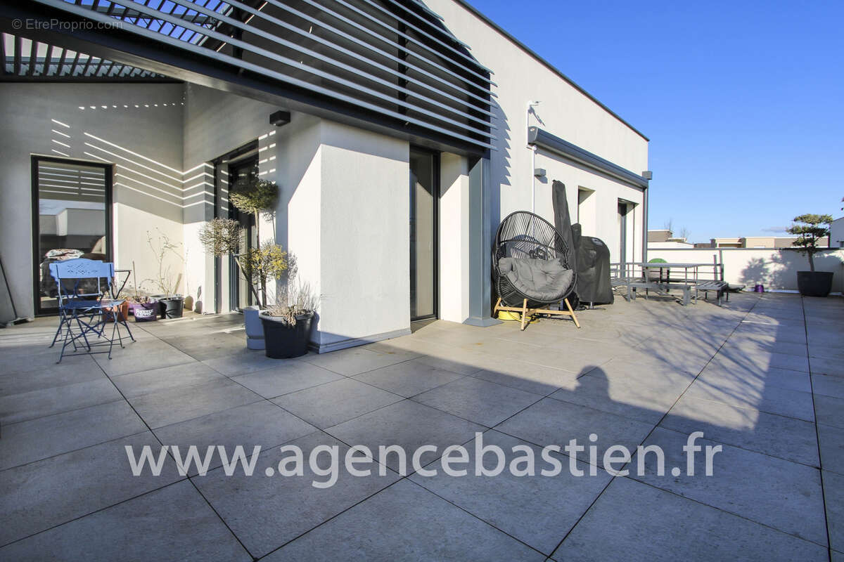 Appartement à FERNEY-VOLTAIRE