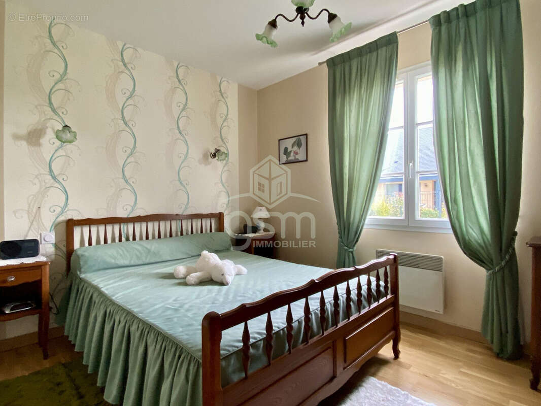 Maison à SAINT-BRANCHS