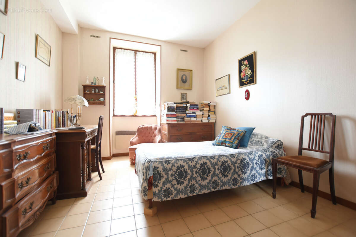 Maison à LES ESSARTS-LE-ROI