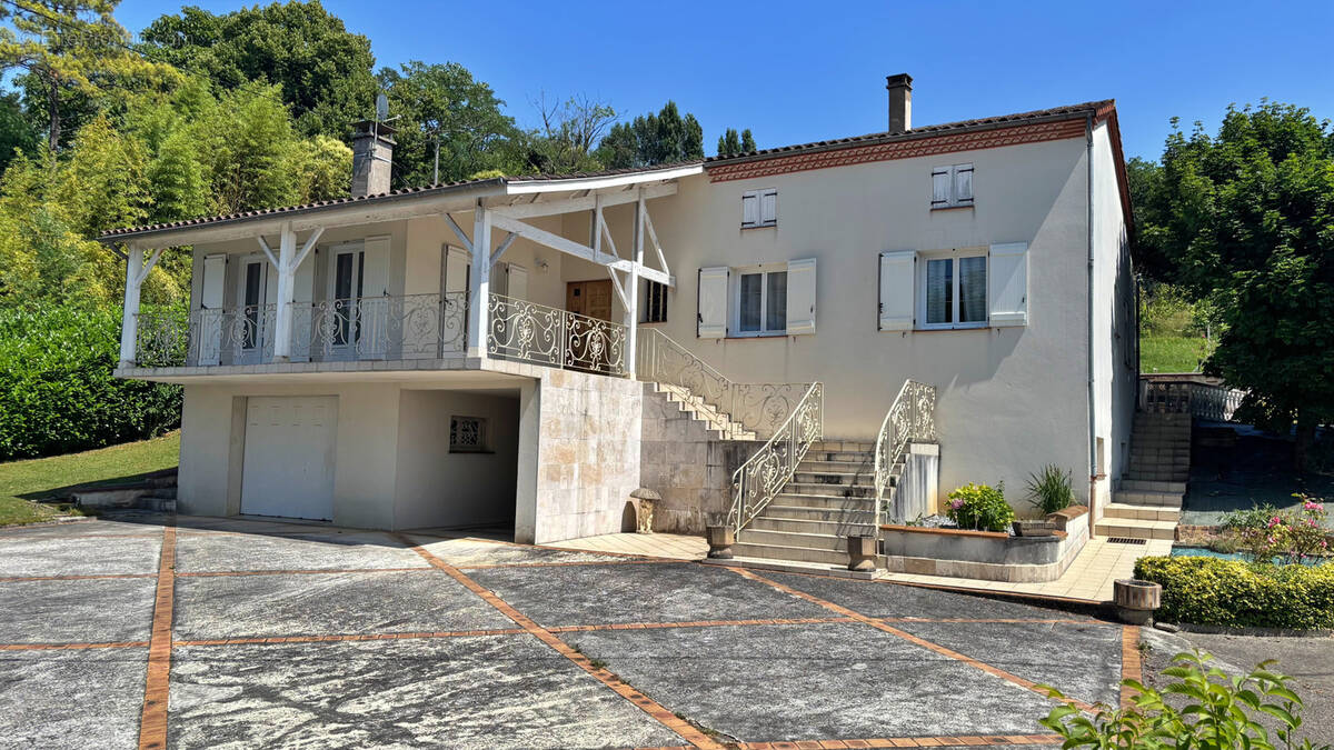 Maison à BON-ENCONTRE