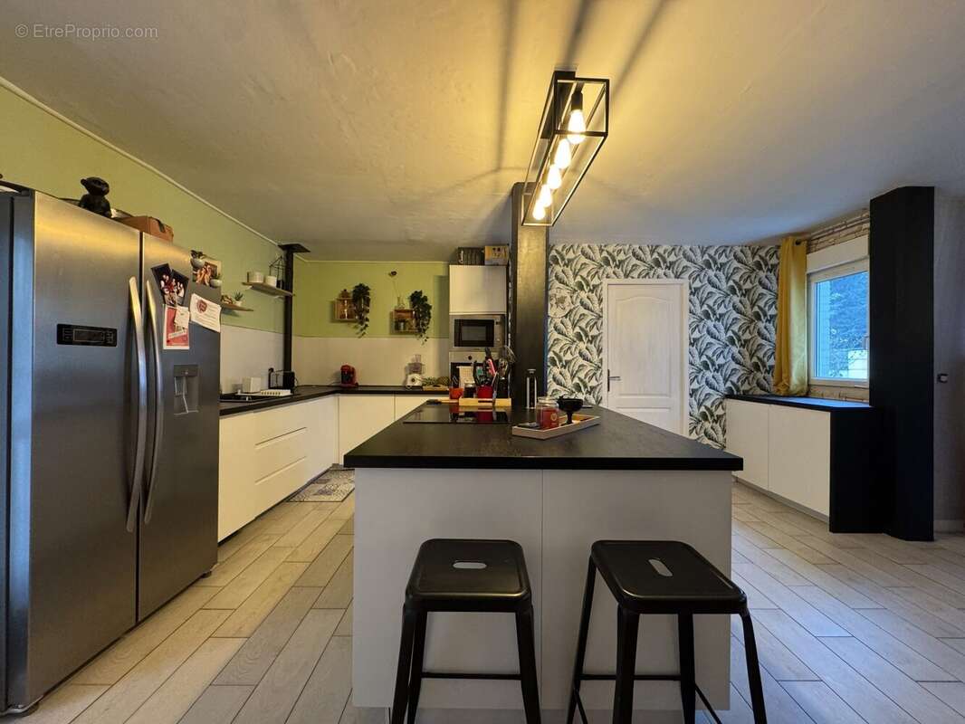 Maison à VAL-DE-REUIL