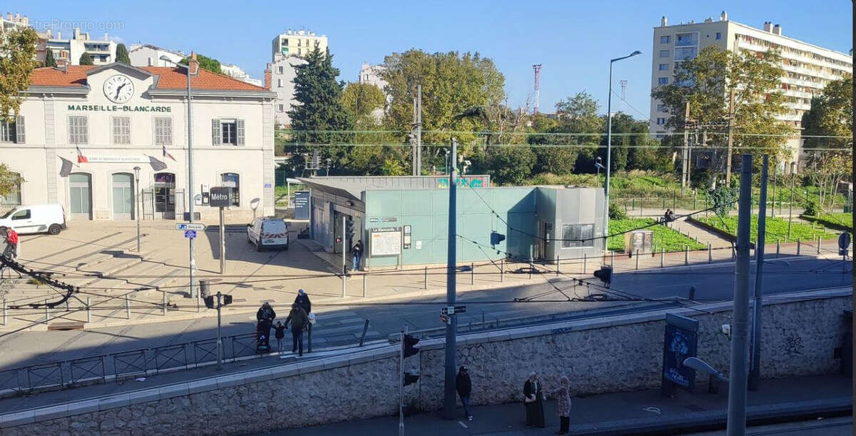 Appartement à MARSEILLE-5E