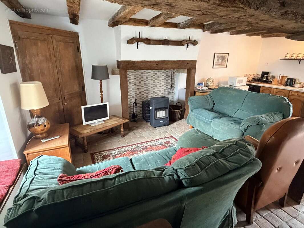 Maison à MAGNAC-LAVAL