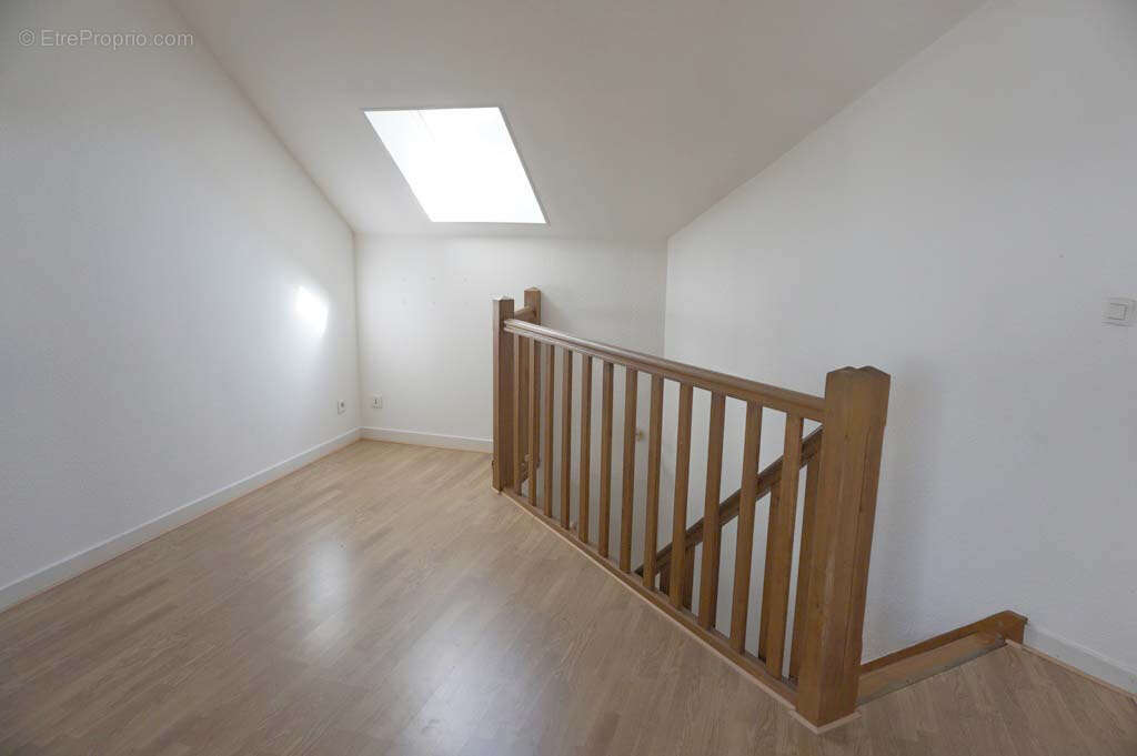 Appartement à CHAROLLES