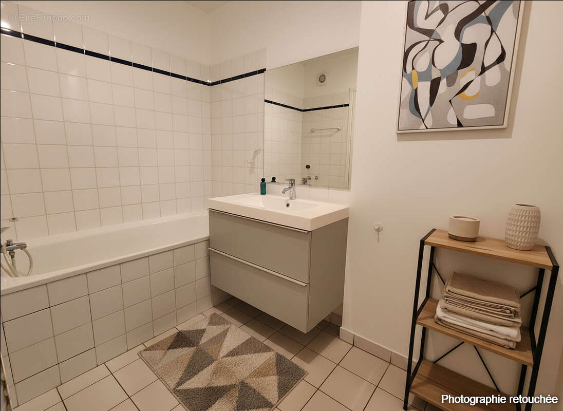 Appartement à LA GARENNE-COLOMBES