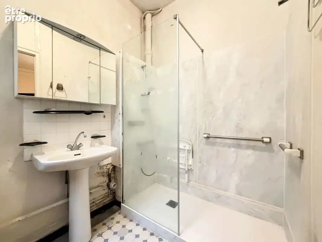 Place de la Nation - Appartement Haussmannien - photo 8