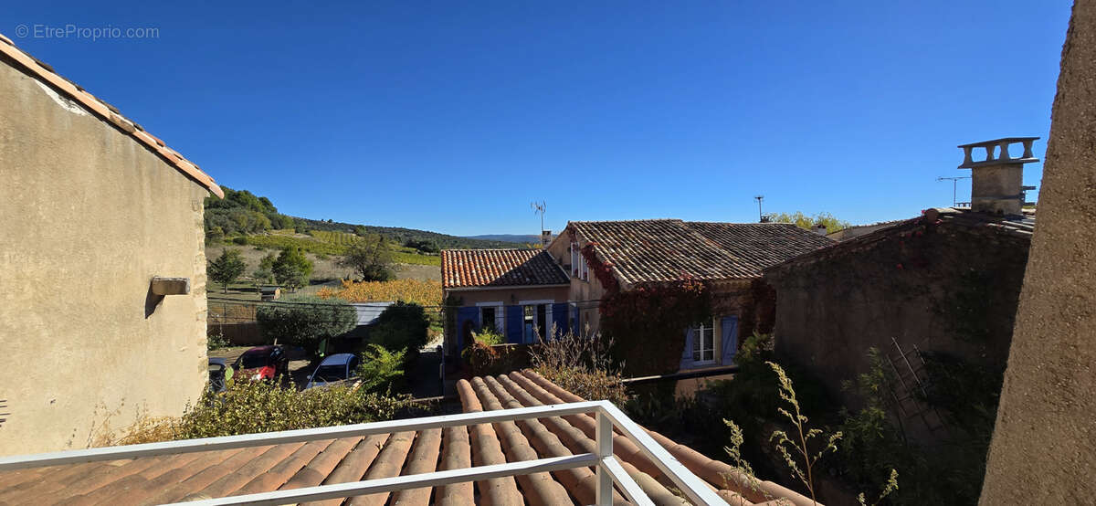 Maison à MONTPEYROUX