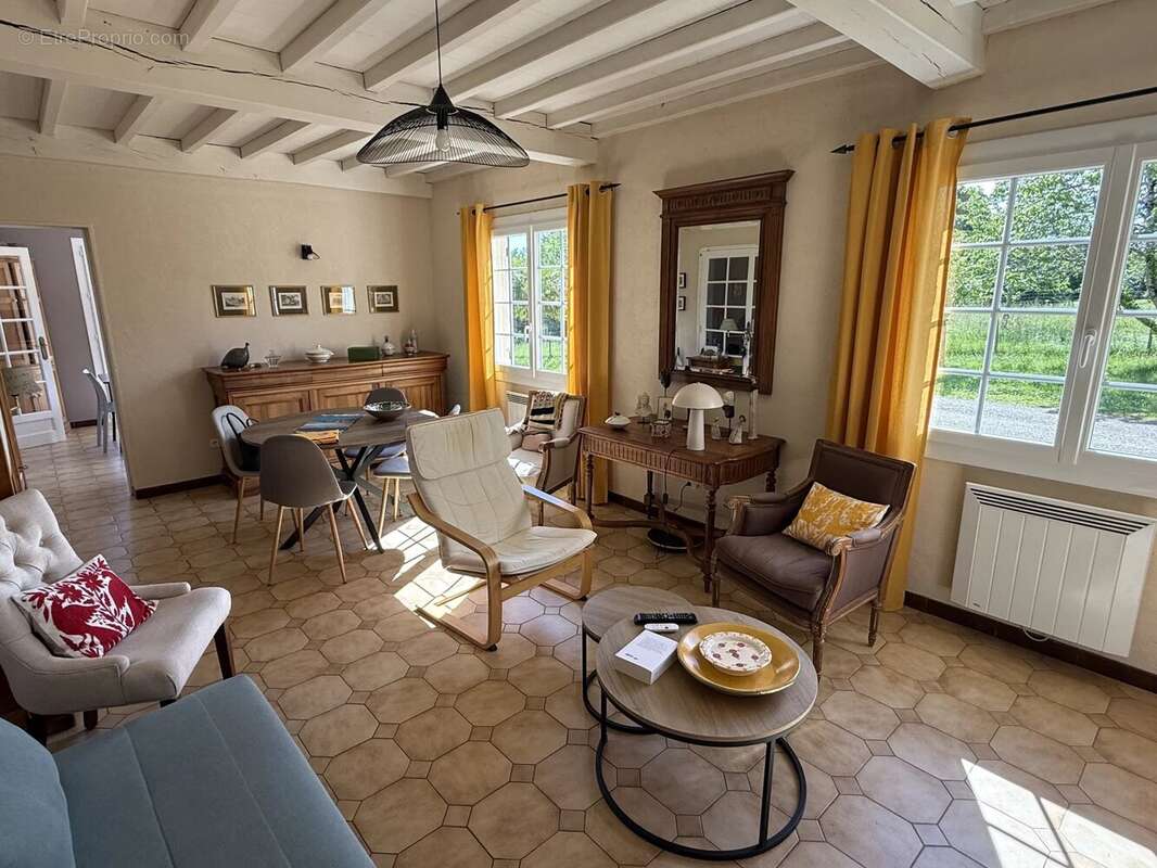 Maison à SAINTE-CHRISTIE-D'ARMAGNAC