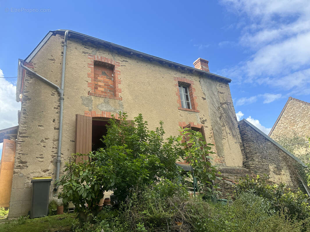 Maison à SAINT-SATURNIN