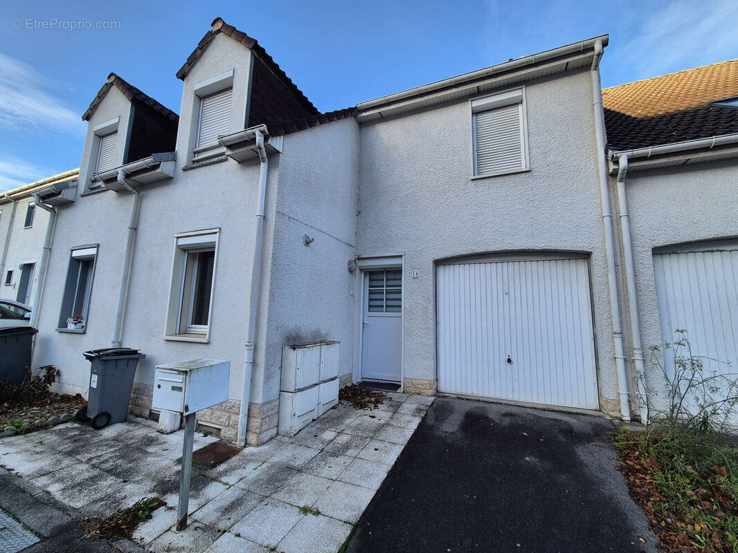 Photo 1 - Maison à BETHUNE