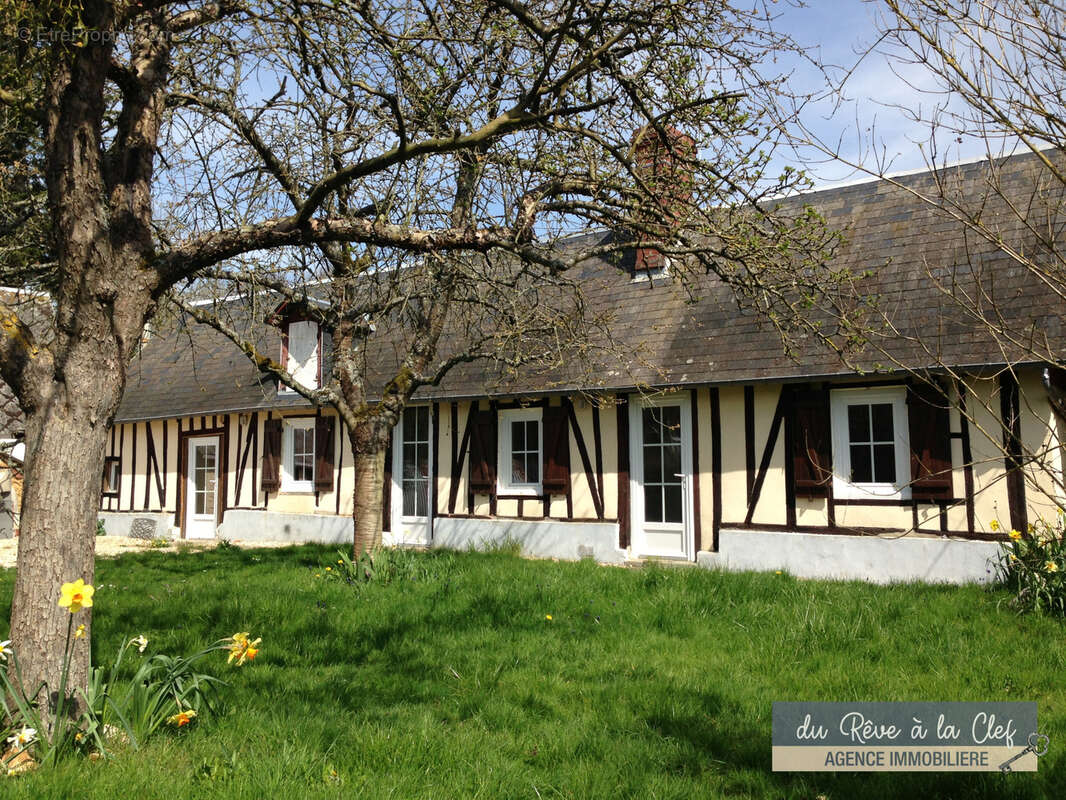 Maison à GROSLEY-SUR-RISLE
