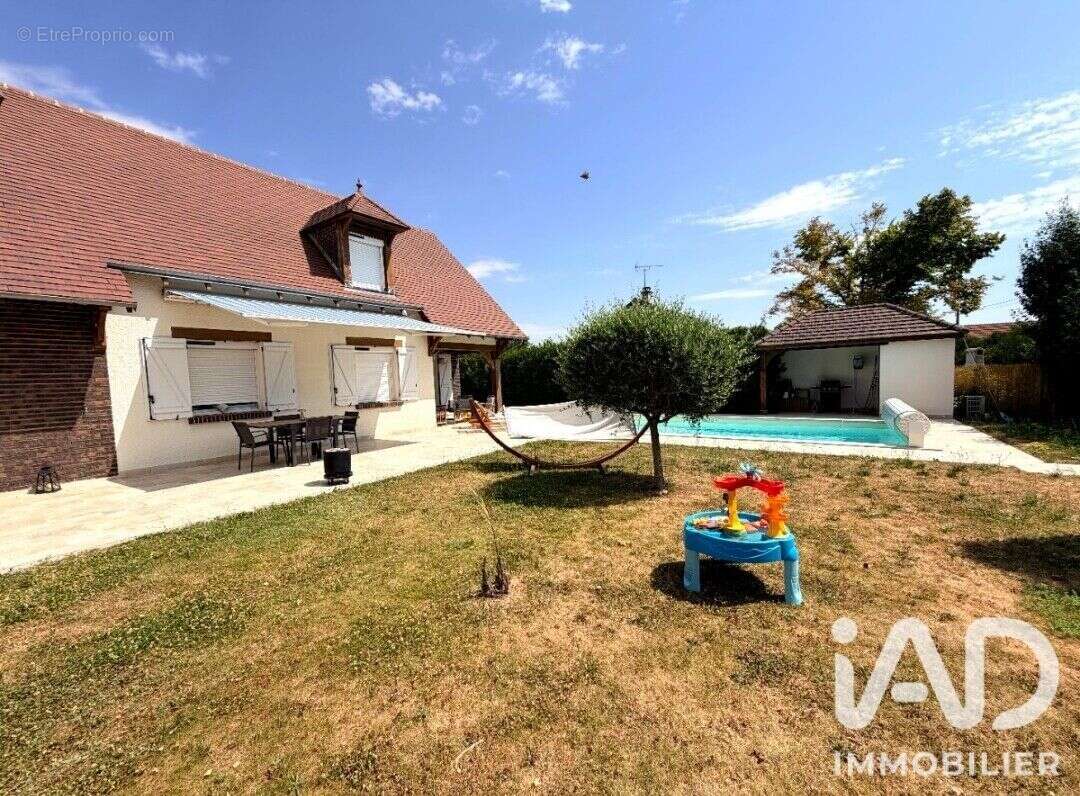 Photo 8 - Maison à SAINT-POUANGE