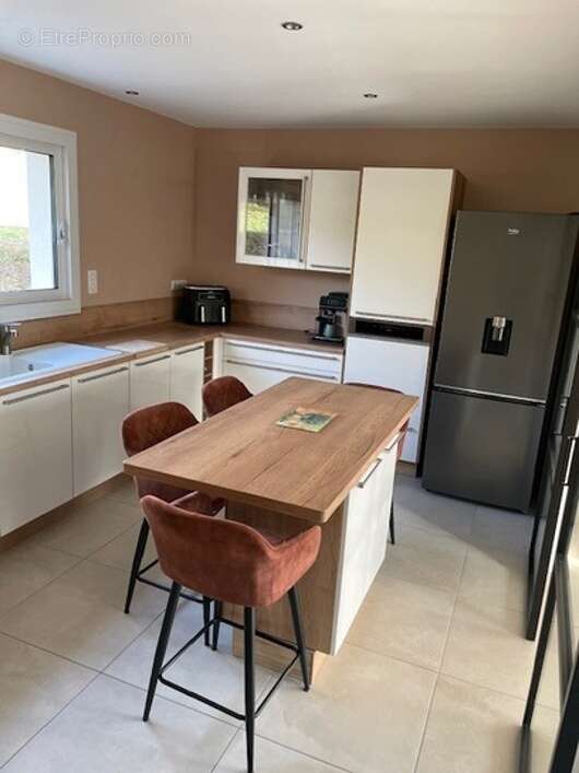 Maison à SAINT-JUNIEN