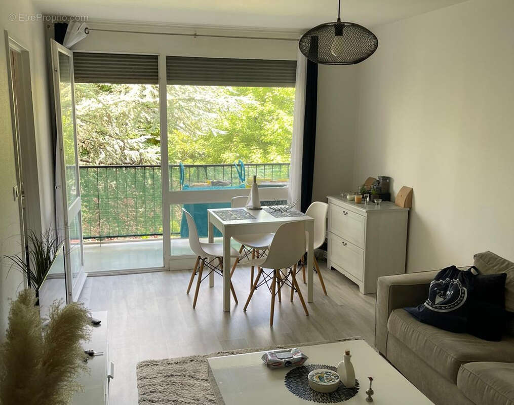 Appartement à CHENNEVIERES-SUR-MARNE
