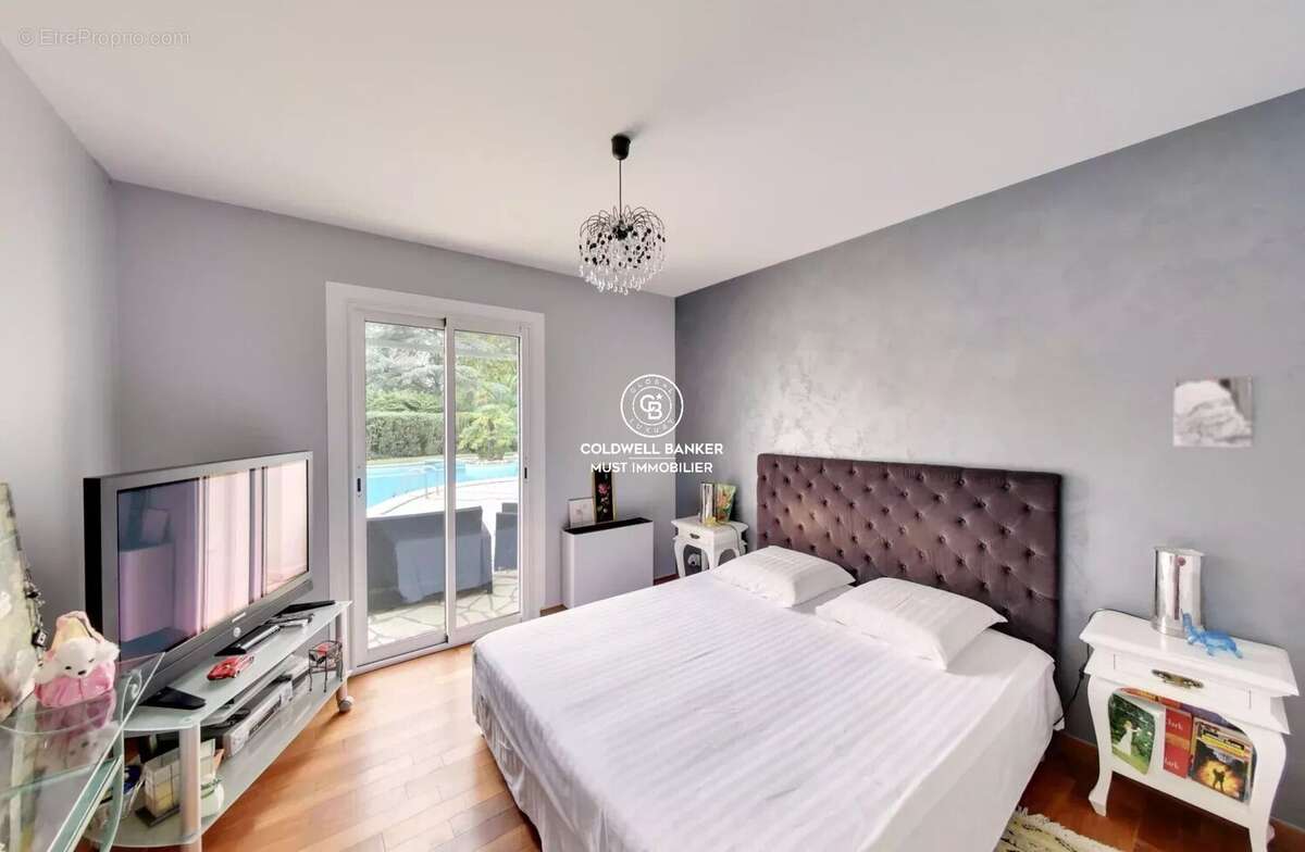 Maison à SAINT-CYPRIEN