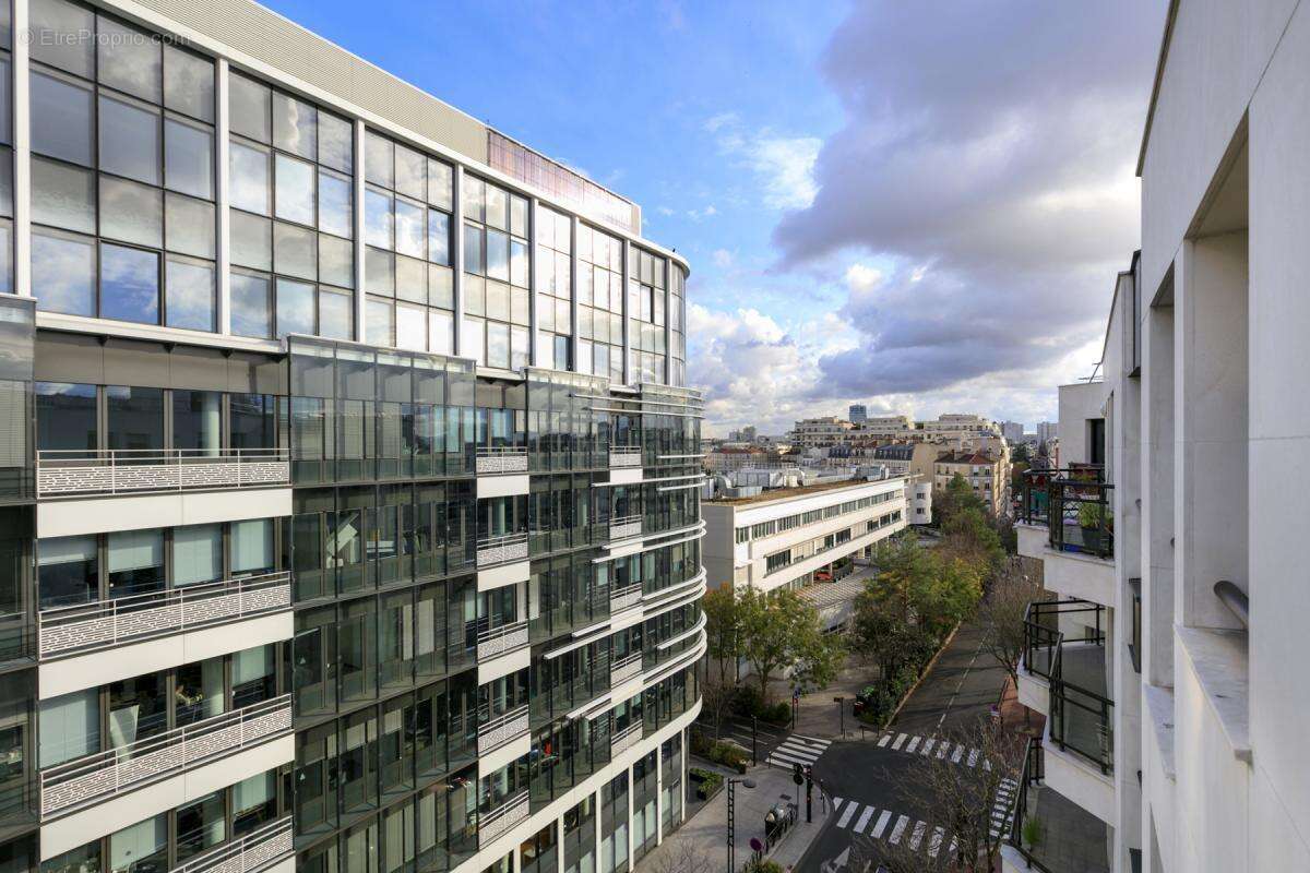 Appartement à LEVALLOIS-PERRET