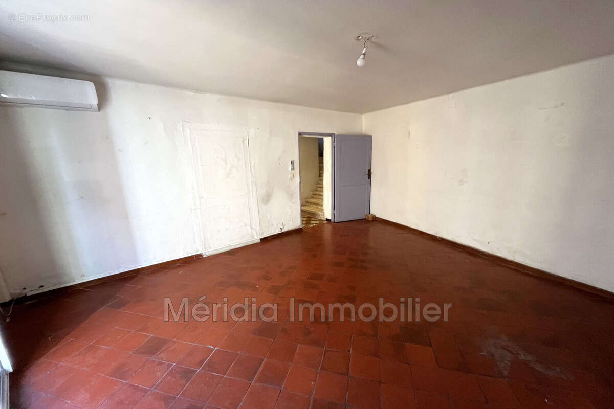Maison à MILLAS