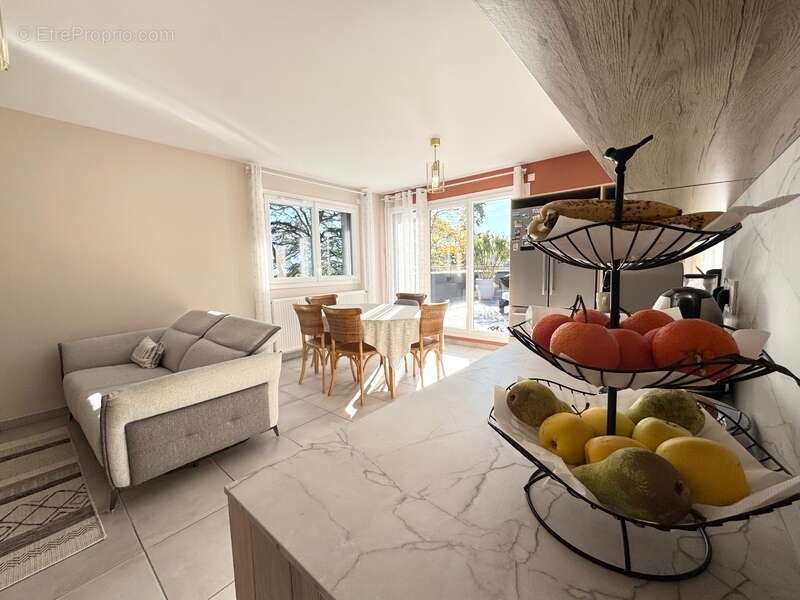 Appartement à BARBERAZ