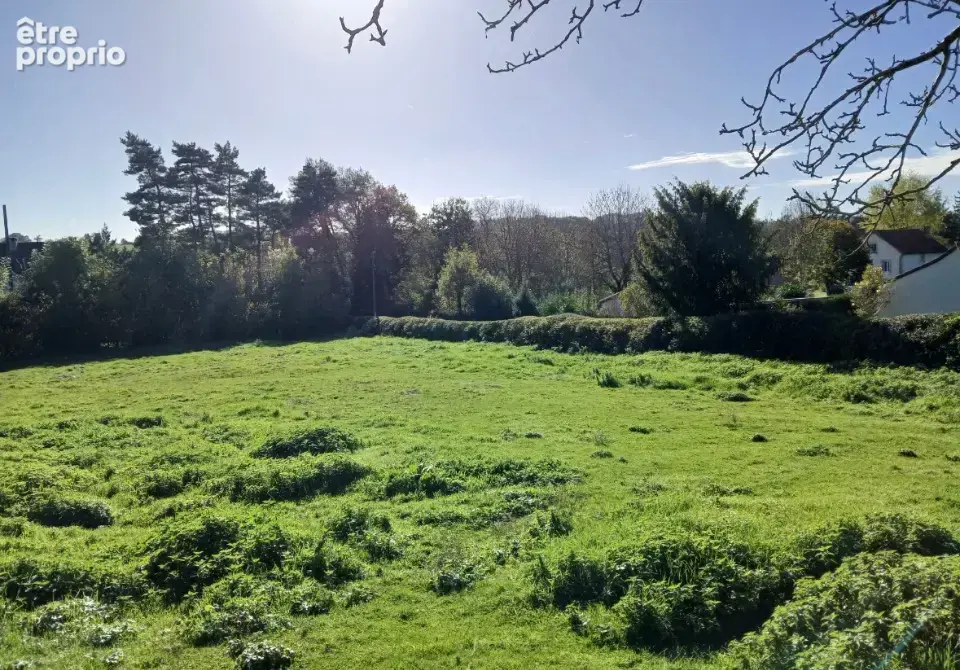 Terrain 1 000 m² à vendre à Sansac-De-Marmiesse (15130) - photo 2