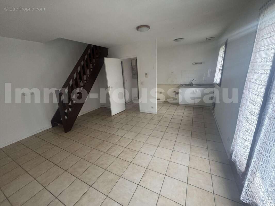 IMG_6562 - Appartement à MOUSSY-LE-VIEUX
