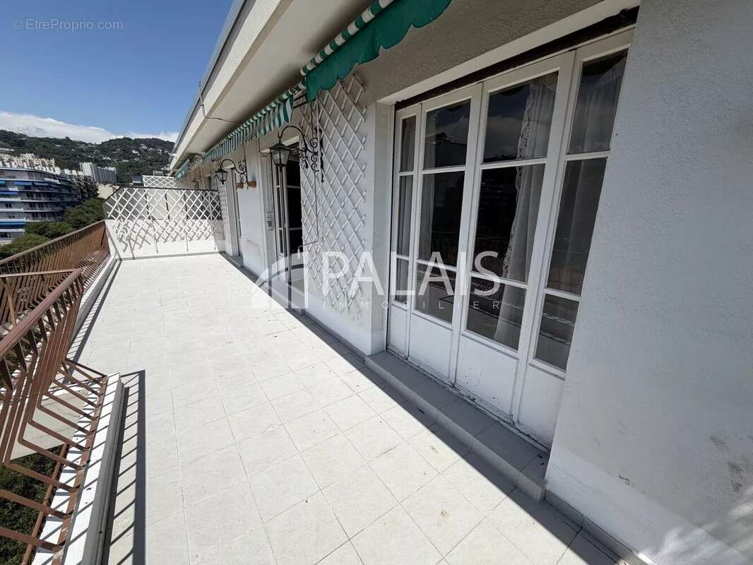 Appartement à NICE