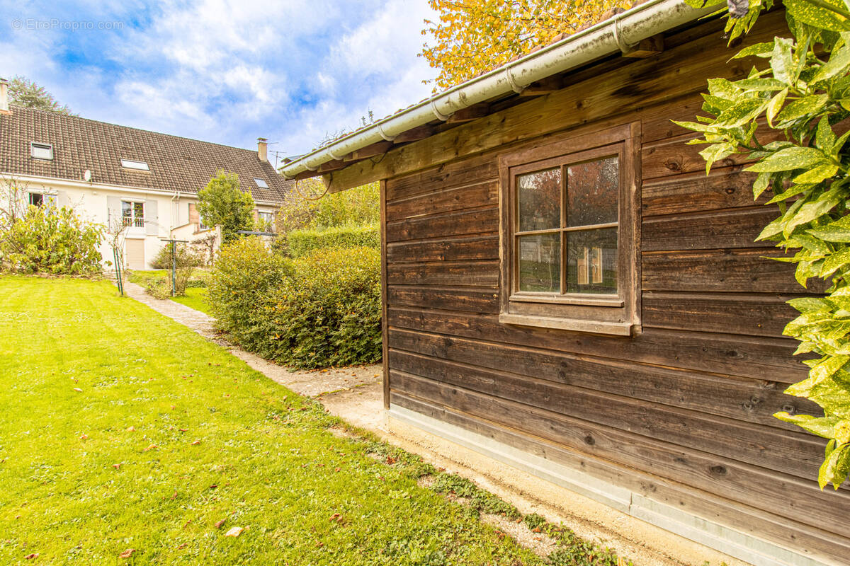 Maison à NOUZONVILLE