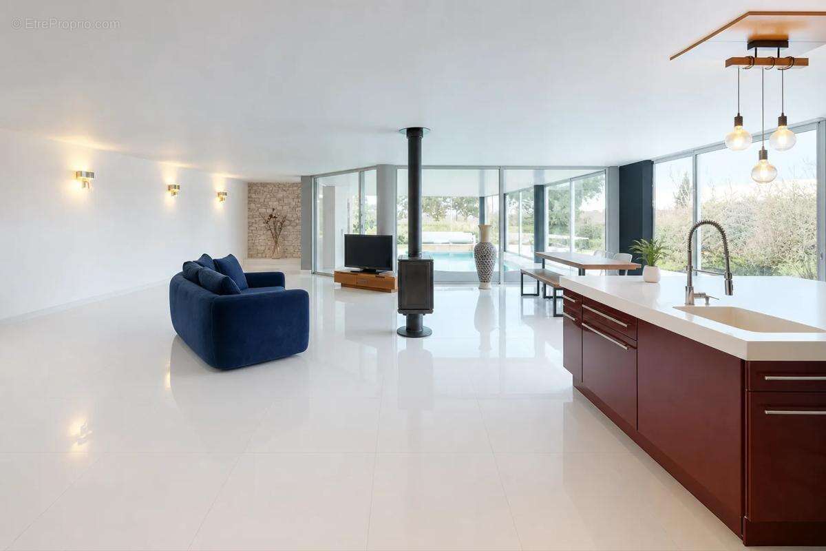 Maison à CABANAC-SEGUENVILLE